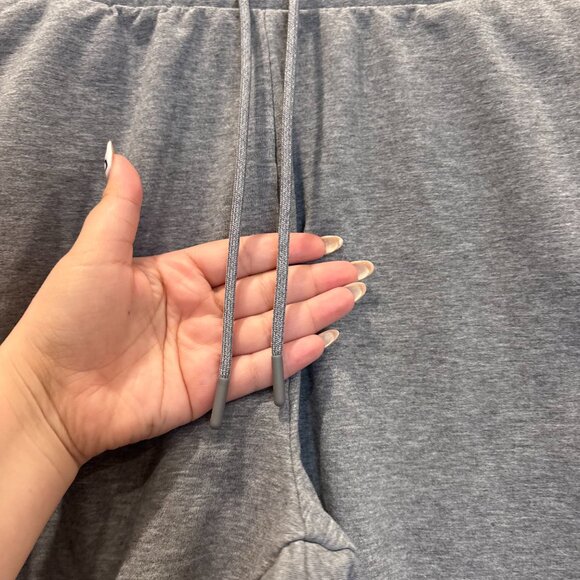 Gymshark Gray Athletic Drawstring Shorts Men’s - Picture 5 of 7